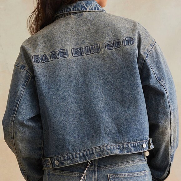 RARE DNM EDIT Medium Blue Embossed Denim Cropped Gas Jacket, Medium Indigo - NWT - Picture 3 of 6